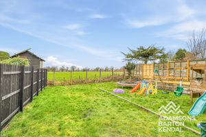 Photo 32- click for photo gallery